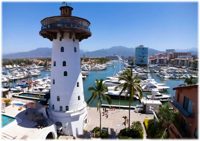 El Faro Marina Vallarta