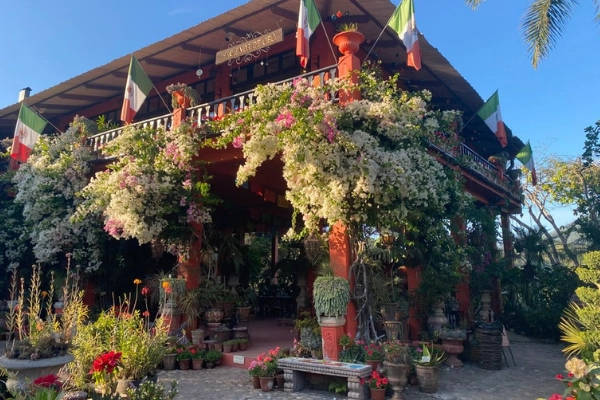 Hacienda de Oro Restaurante & Bar