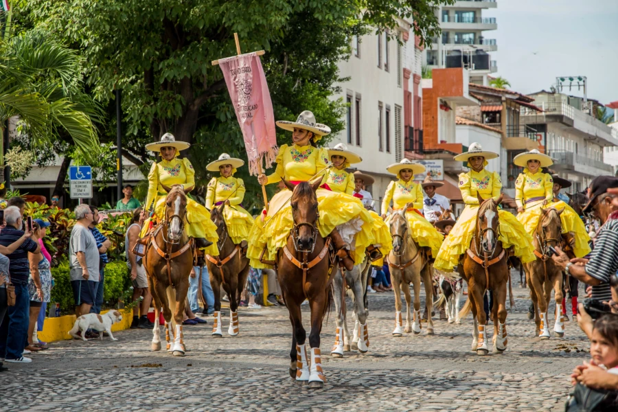 Clima en Puerto Vallarta en septiembre con lluvias frecuentes